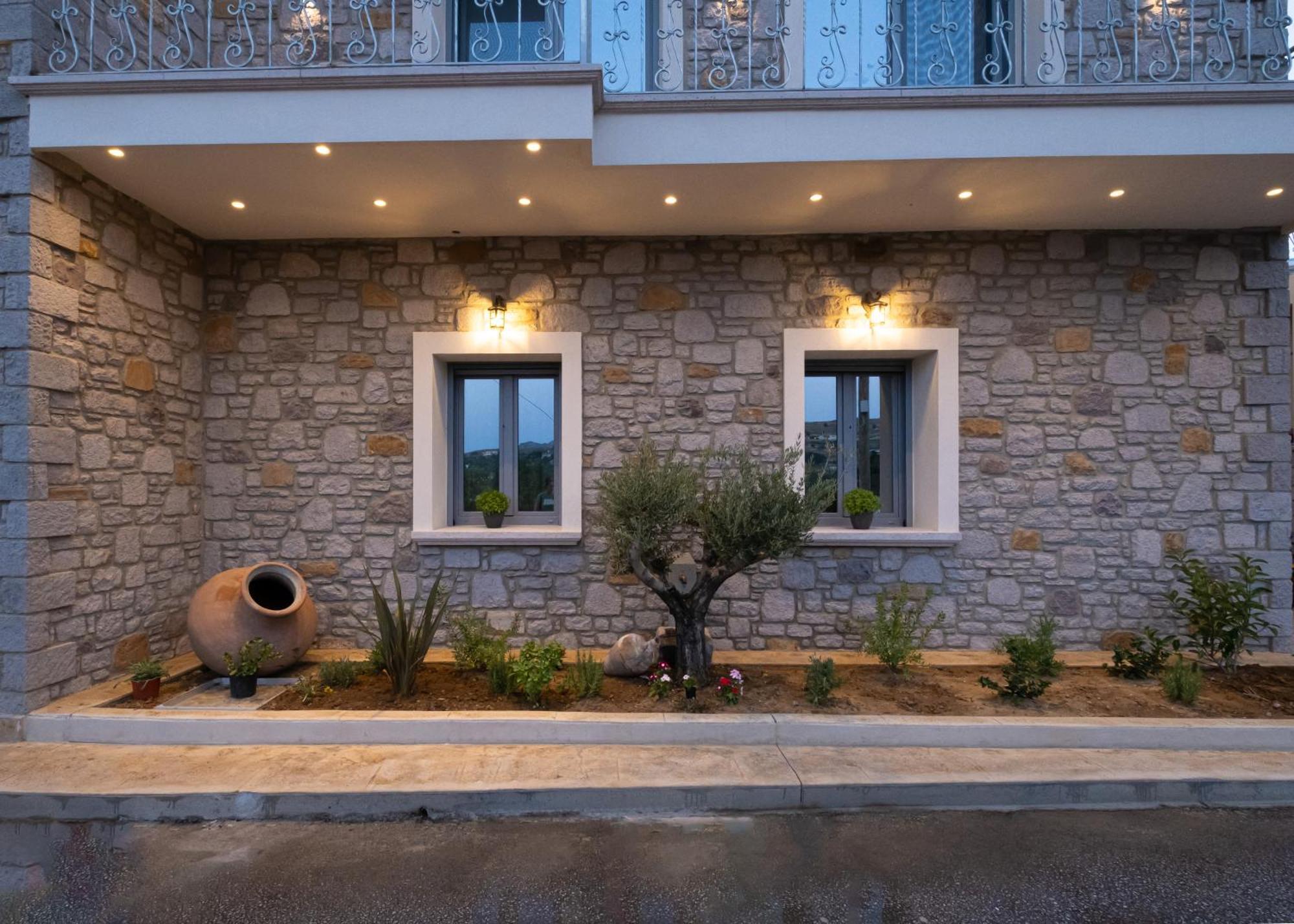 Zeus & Emmanuil Luxury Houses Myrina Bagian luar foto