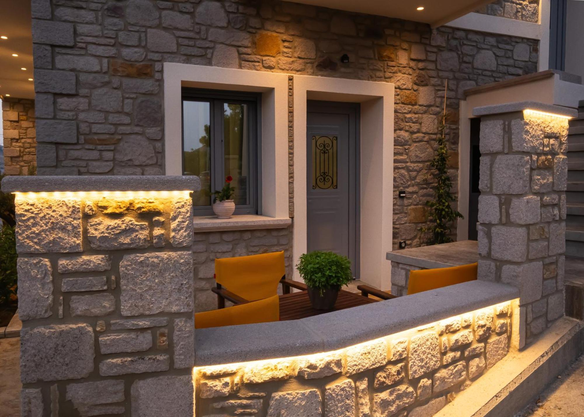 Zeus & Emmanuil Luxury Houses Myrina Bagian luar foto