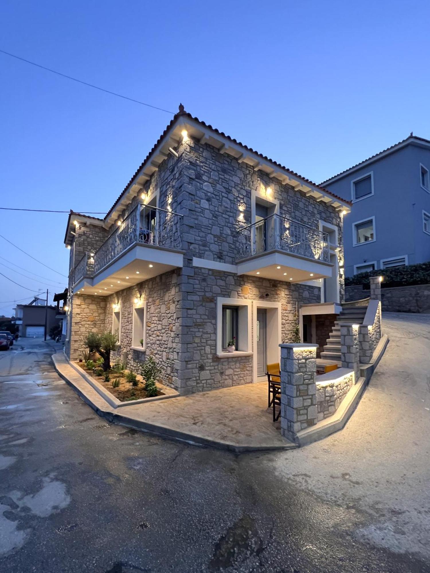 Zeus & Emmanuil Luxury Houses Myrina Bagian luar foto
