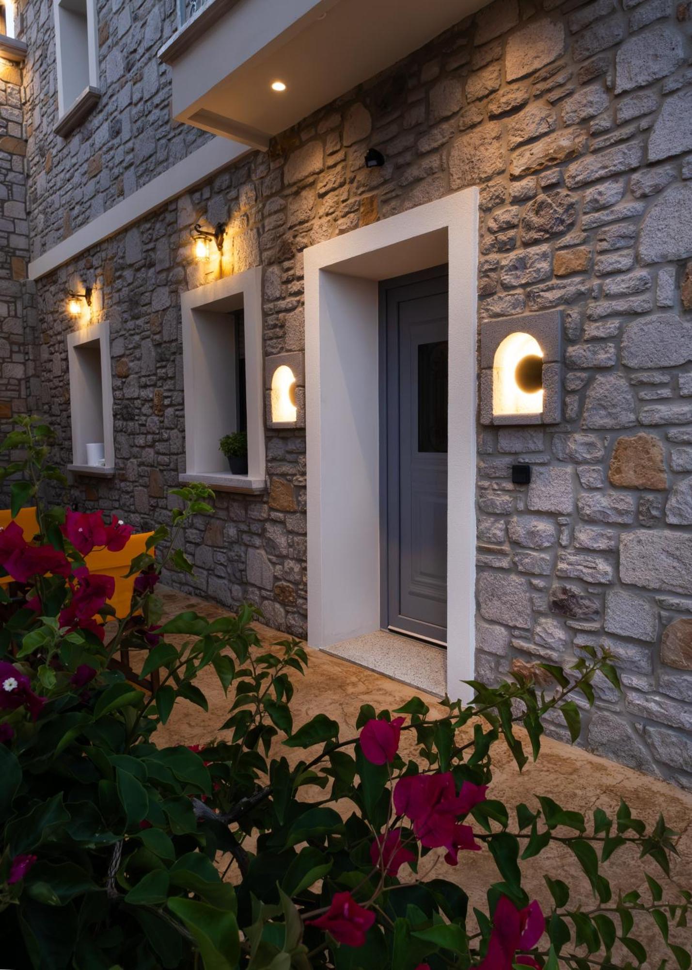 Zeus & Emmanuil Luxury Houses Myrina Bagian luar foto